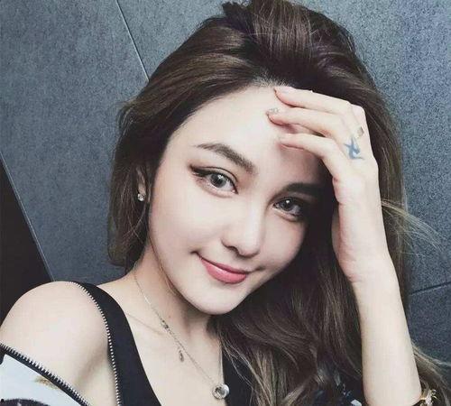 娱乐圈最新爆料周扬青,娱乐圈再掀波澜，神秘男友身份引热议  第2张